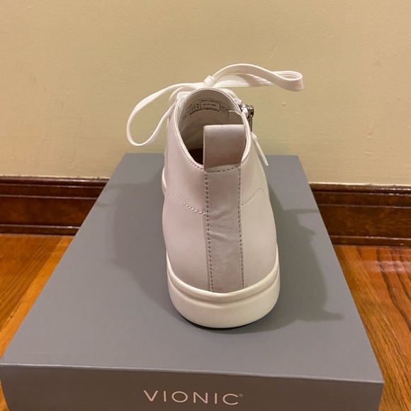 Vionic | Shoes | Vionic Stevie High Top Sneaker In White Size Us 9 Women | Poshmark